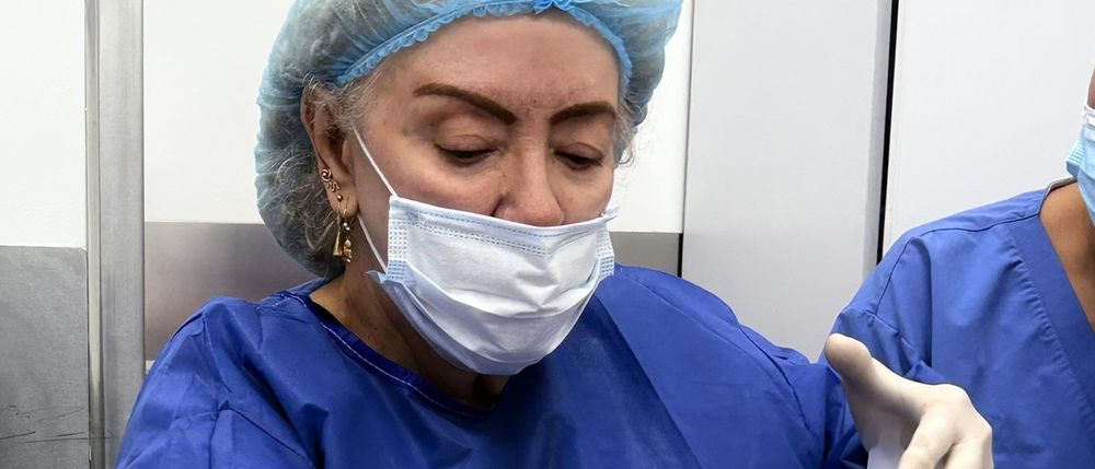 Inicio Dra. Nidia Naranjo durante un procedimiento